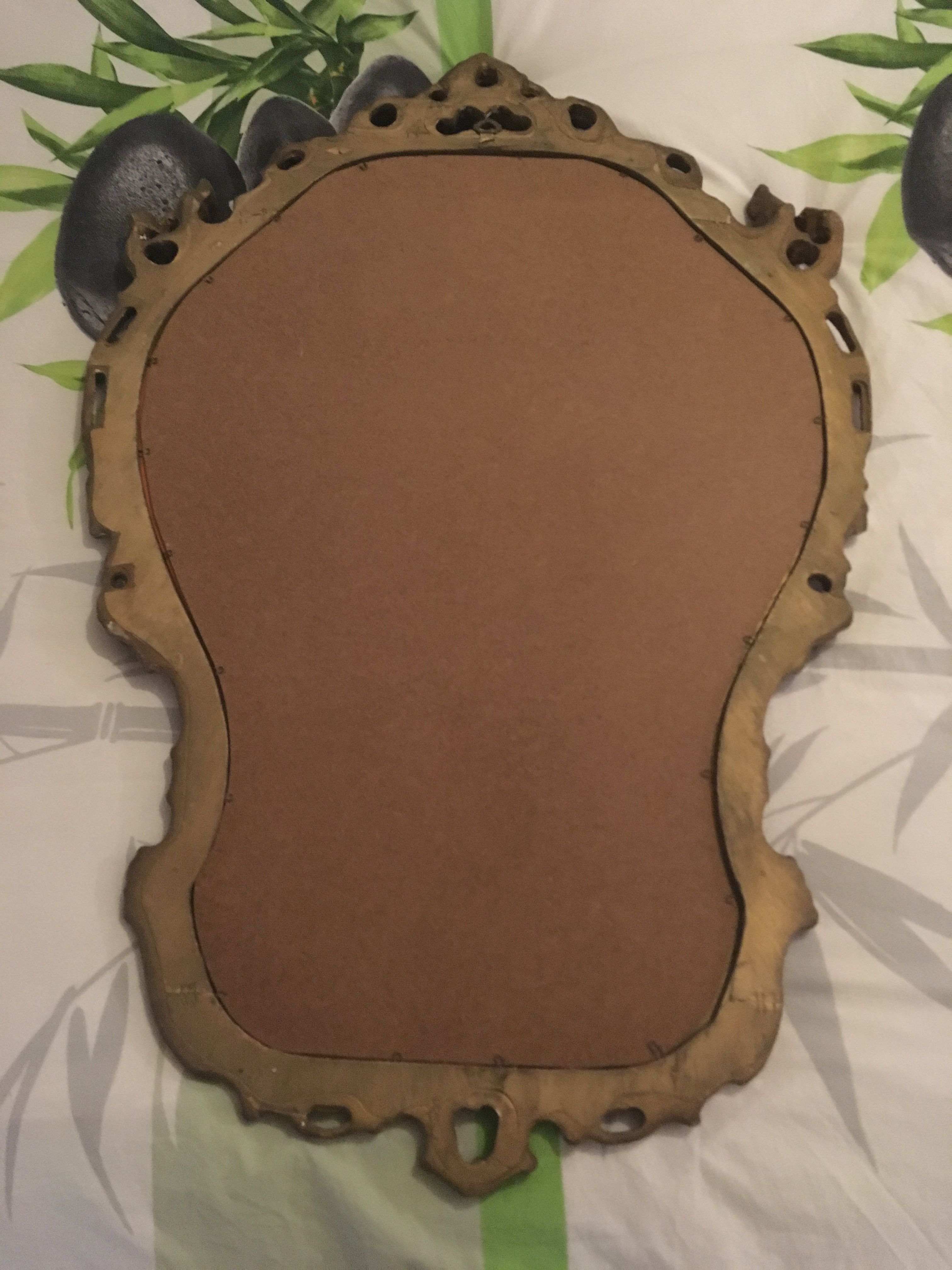 Miroir doré de style Louis XVI 95 x 65cm