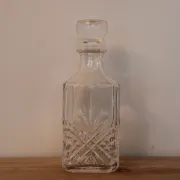 Vintage whisky carafe by Cristal d’Arques with geometric design and stopper – H 26 cm