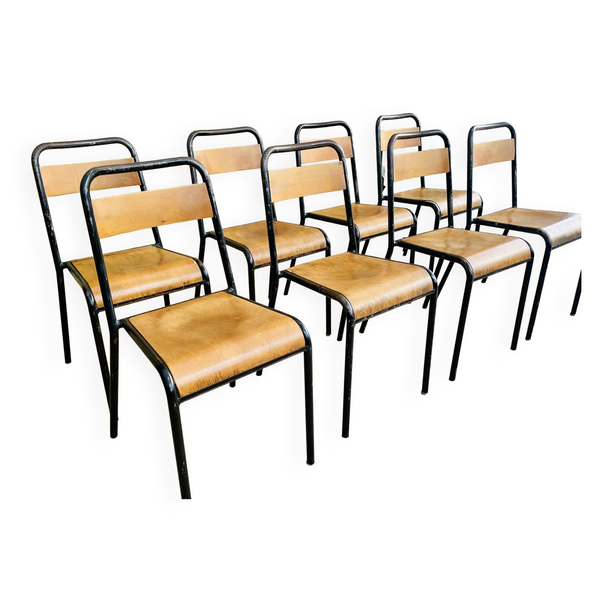 Rare suite de 8 chaises d’école stella