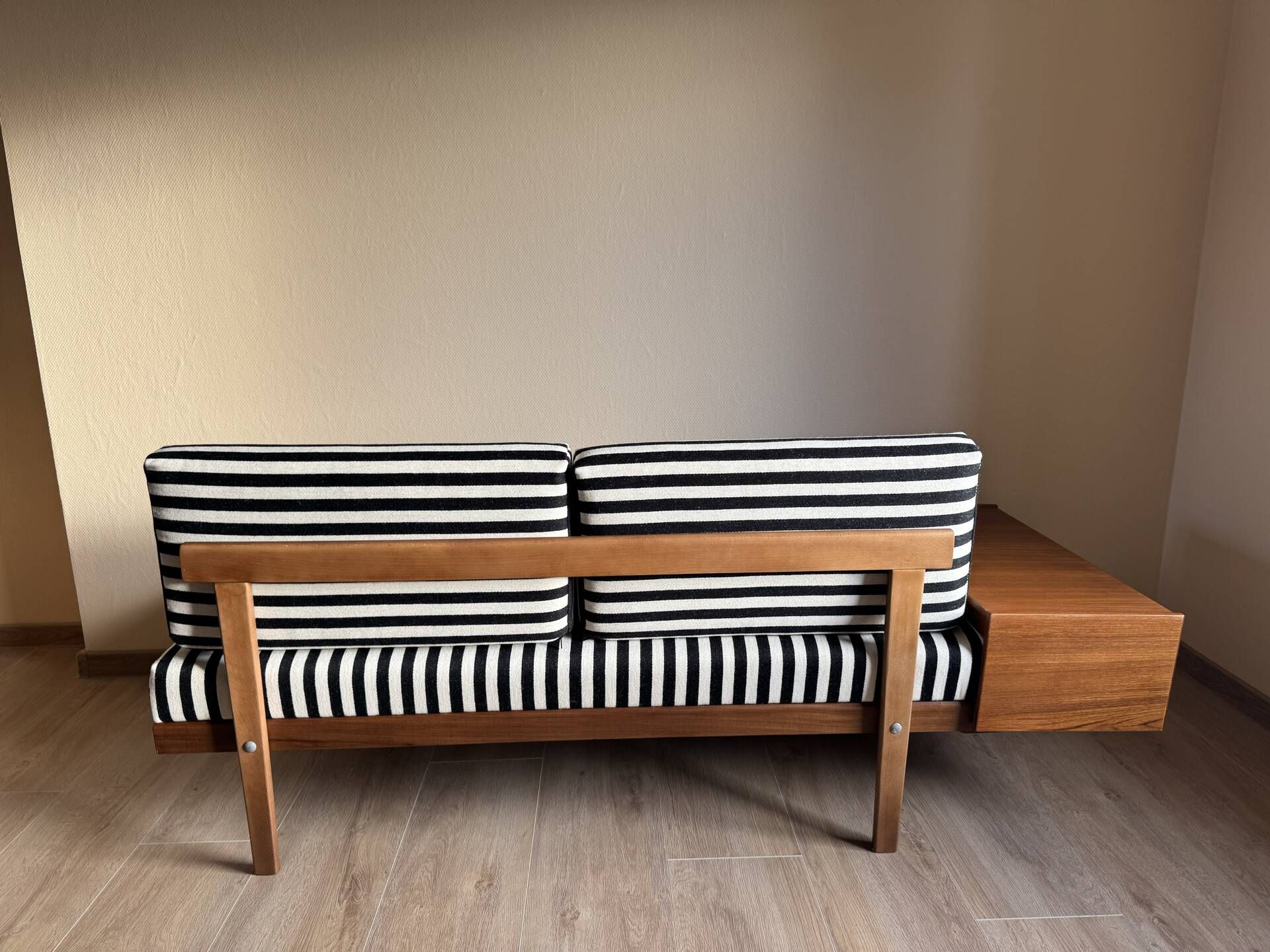 Vintage Scandinavian Ekornes Svane retro daybed MidCentury 1960s