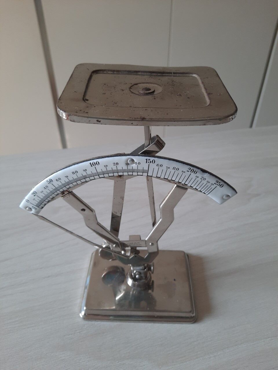 Old letter scale scale