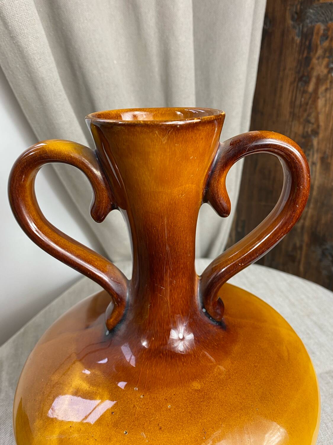 Amphora-type ceramic vase