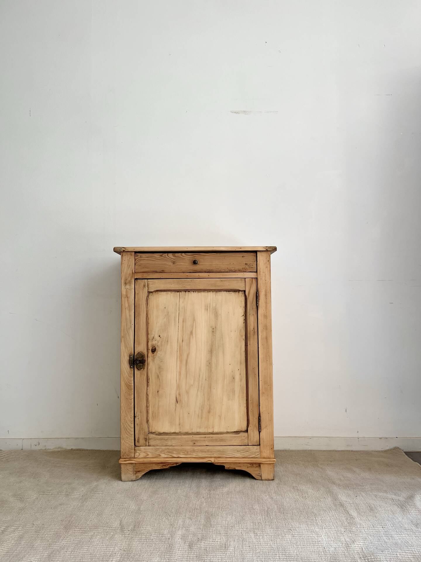 Vintage buffet