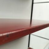 Metal string shelf