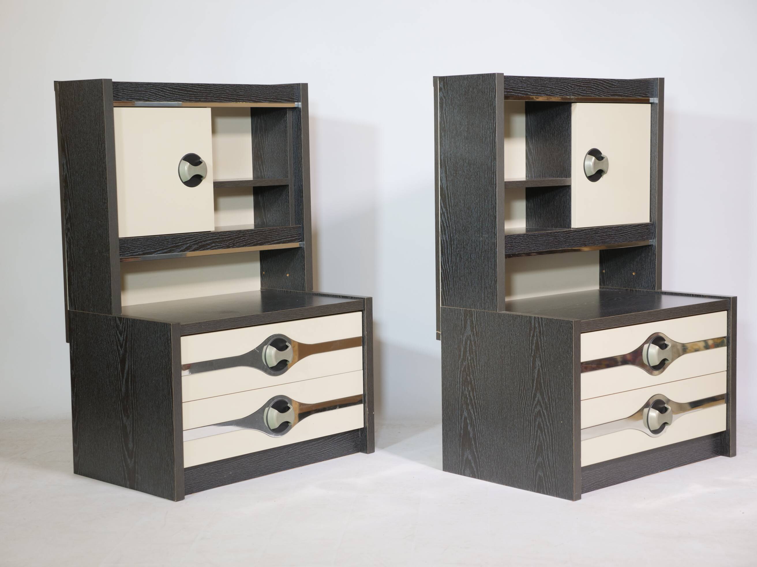 Modernist space age chest of drawers sideboard cabinet, 70s