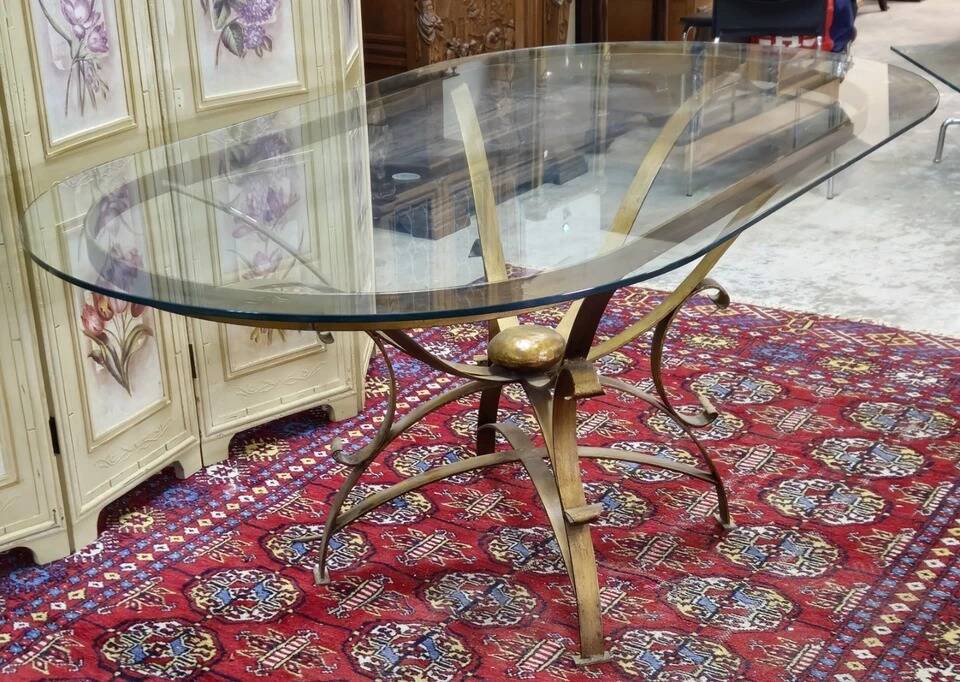 Grande table a manger / table design 1970 en métal doré et verre – XXe