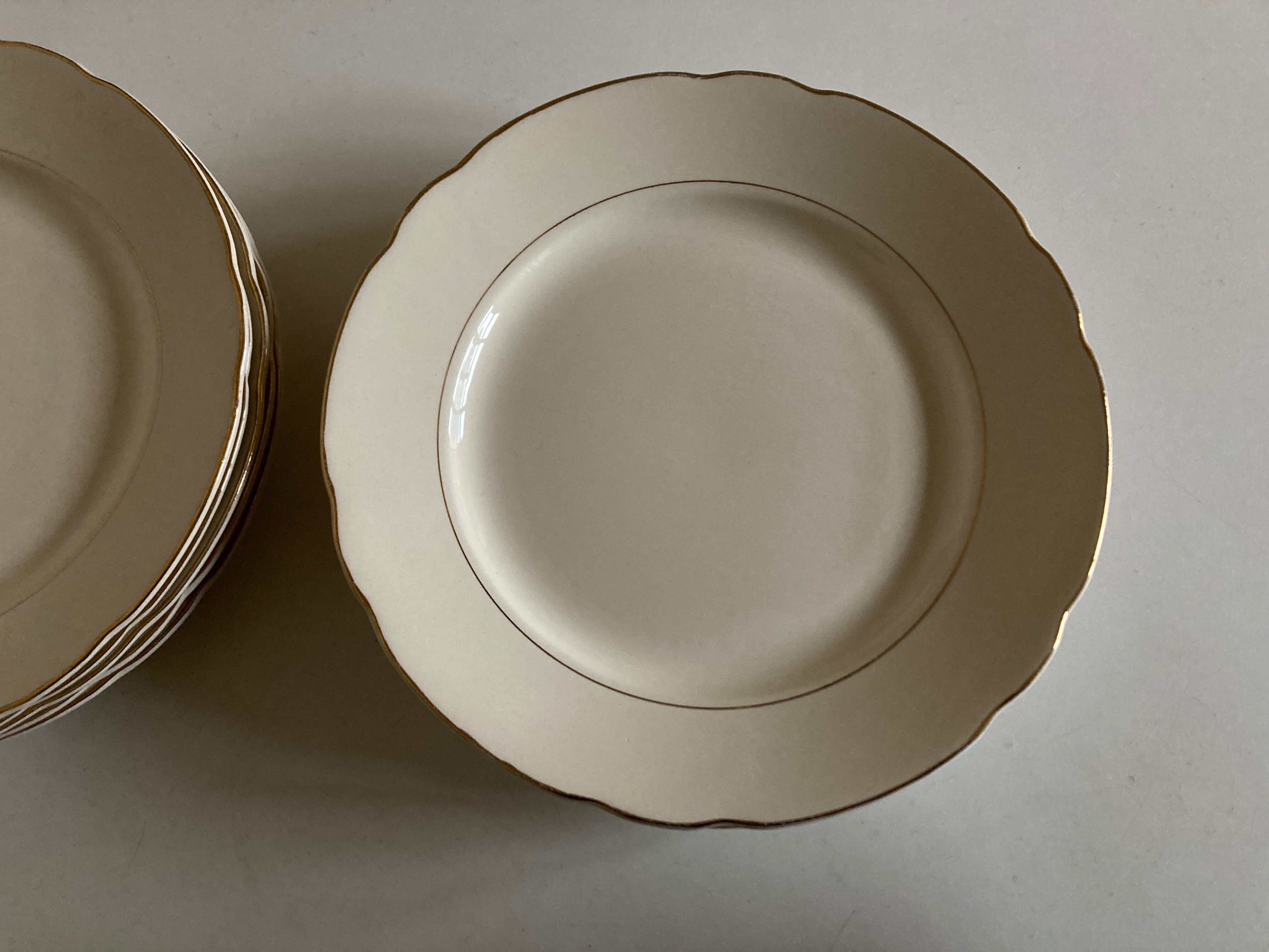 Set of 10 plates 1960 Villeroy & Boch ivory faience with gadroons