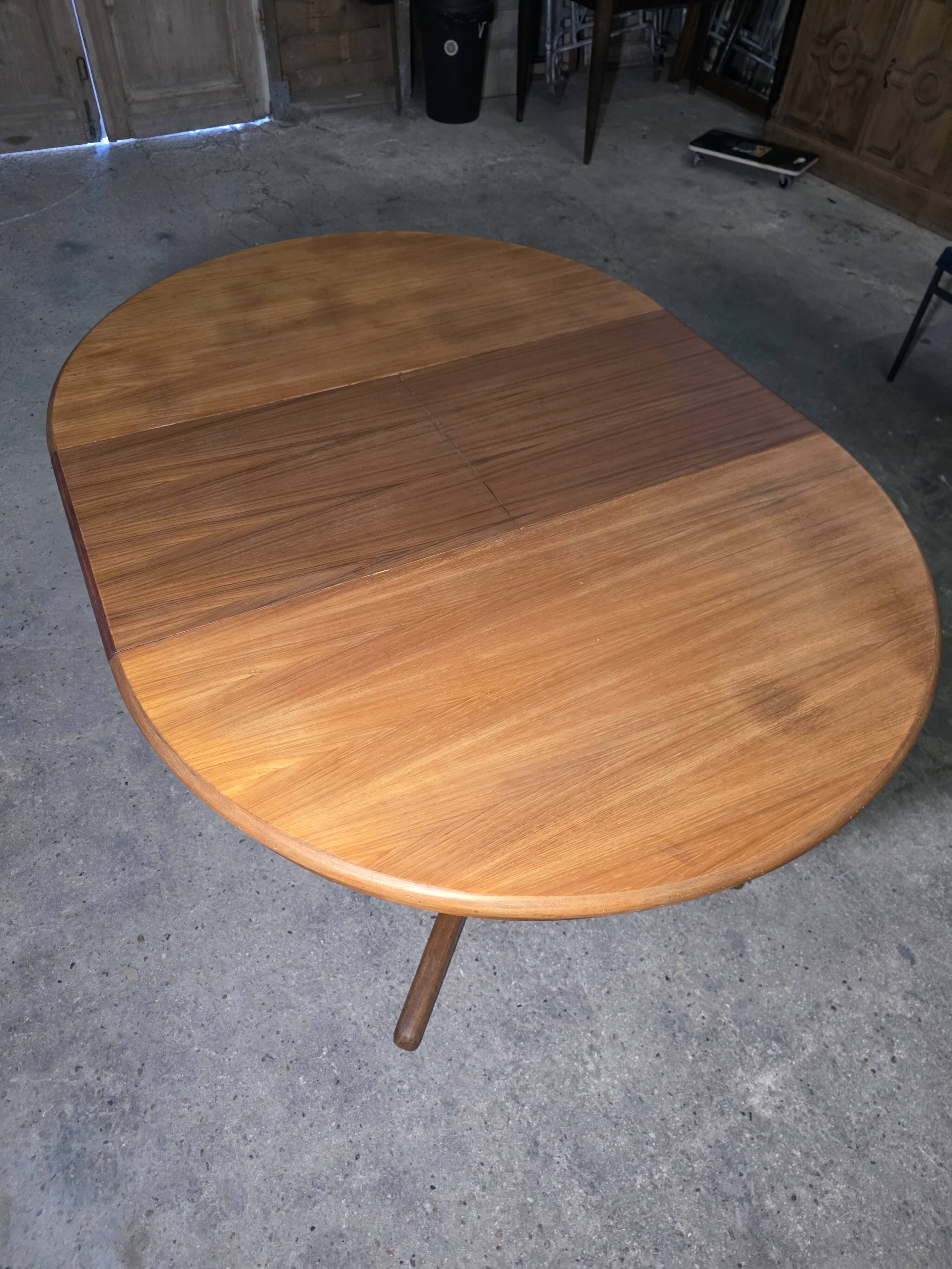 Table extensible Baumann en teck des années 60, (2 rallonges)