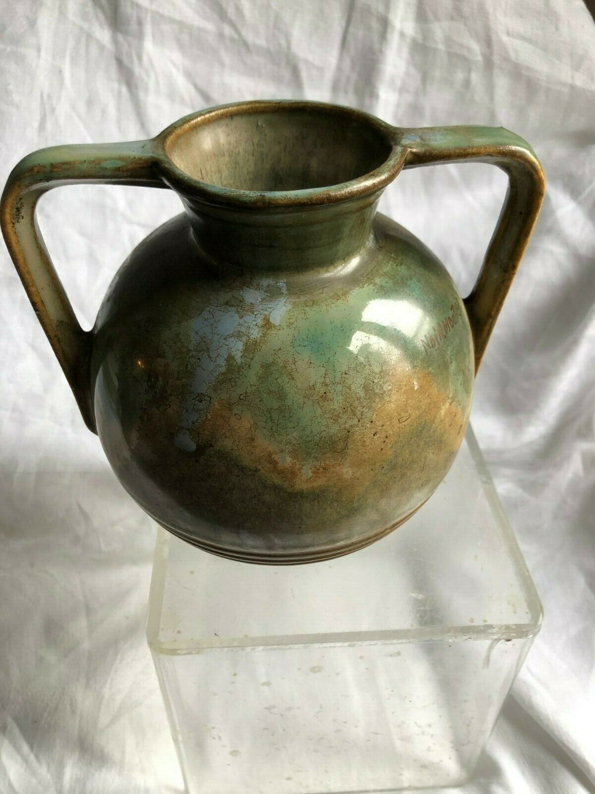 Vase ball in blackmoutier sandstone 20th