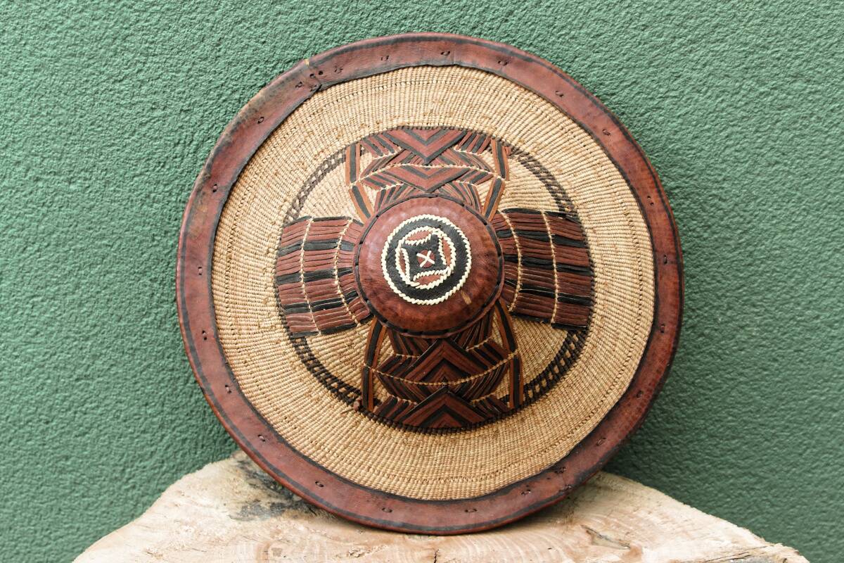 Lot of 3 straw and leather hats, Fulani people, Mali