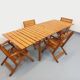 Salon de jardin vintage composé d’une table avec rallonges et 4 fauteuils