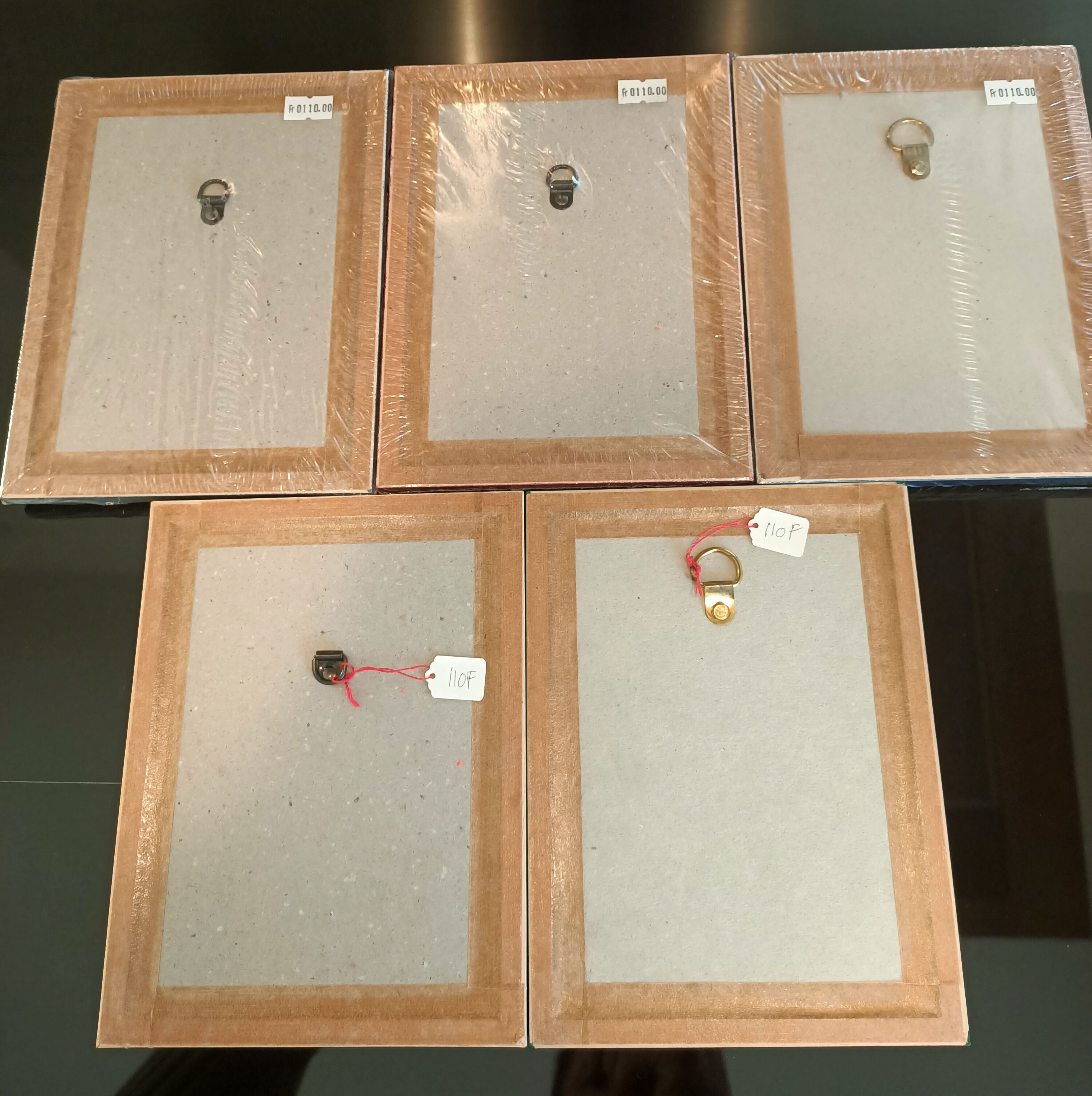 5 herbariums, framed floral arrangement