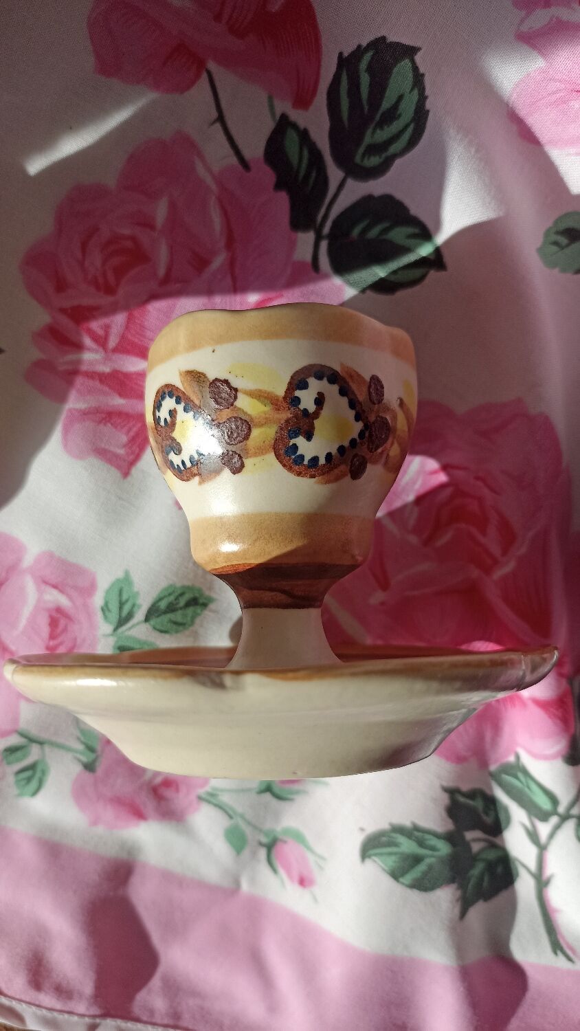 2 Henriot Bousquet Quimper egg cups from the 50s