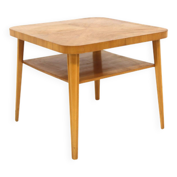 Coffee table in elm, Swedish Modern, Sweden, 1930.