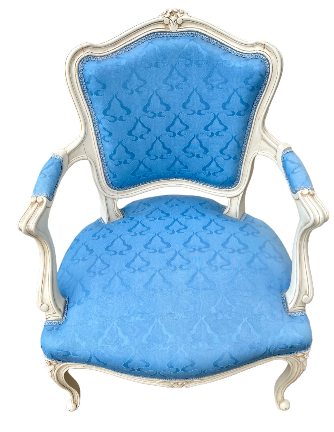 2 blue Louis XV armchairs