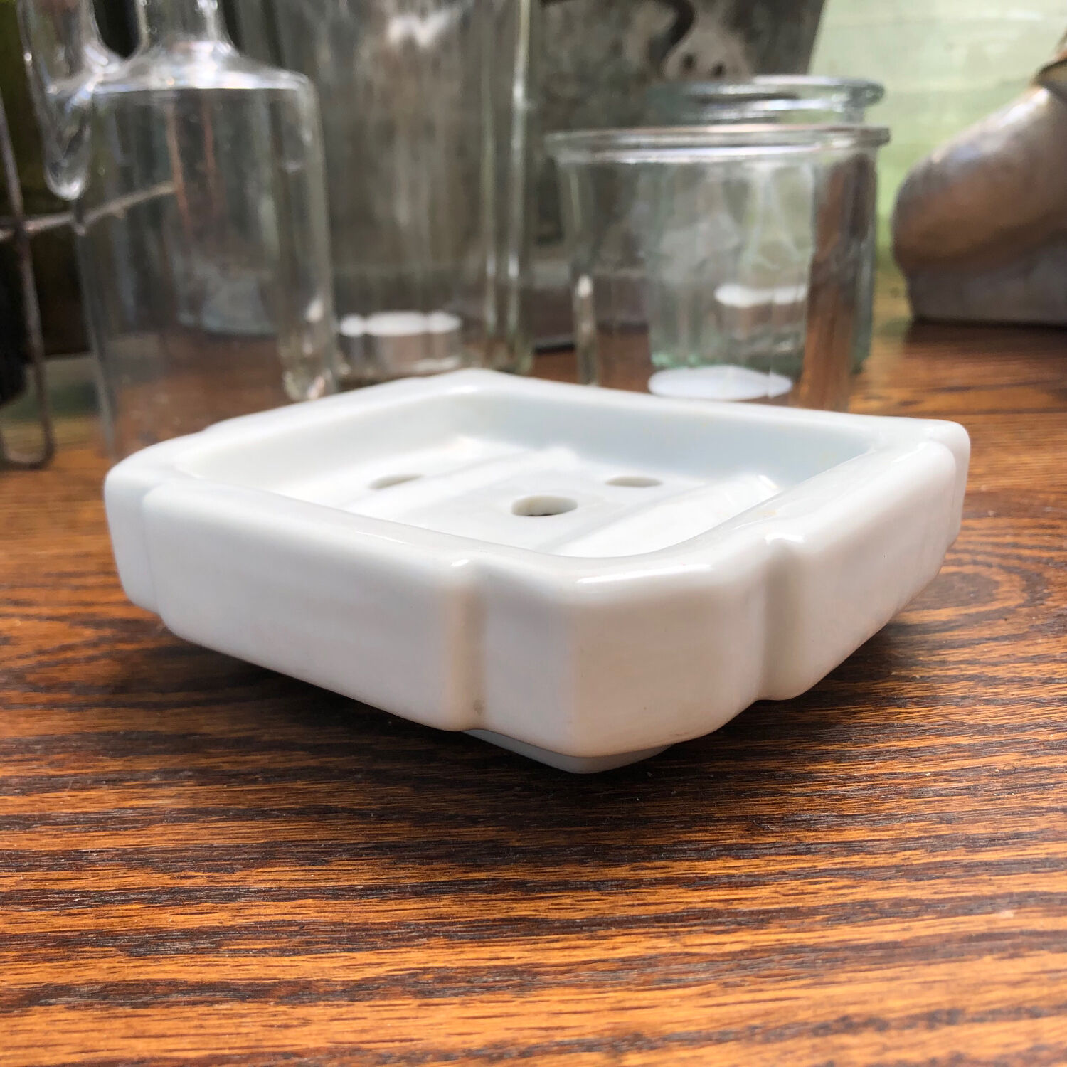 Art Deco soap dish