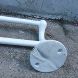 White double towel rack in enameled cast iron