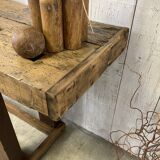 Carpenter's workbench