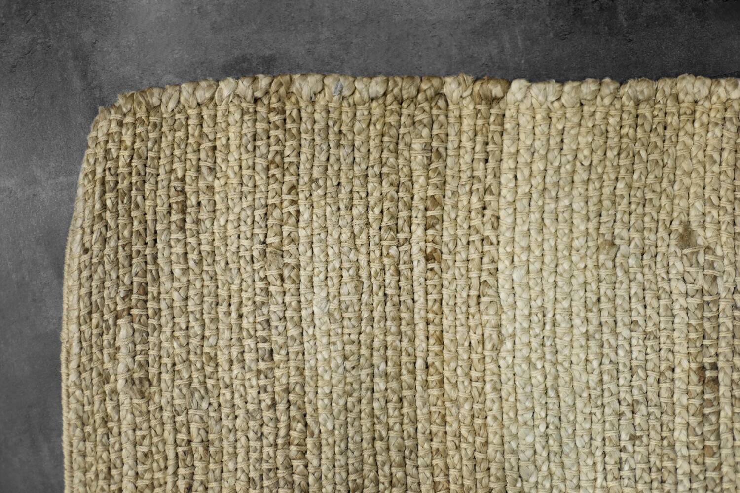 Flat-woven jute Indian rug, 1970s