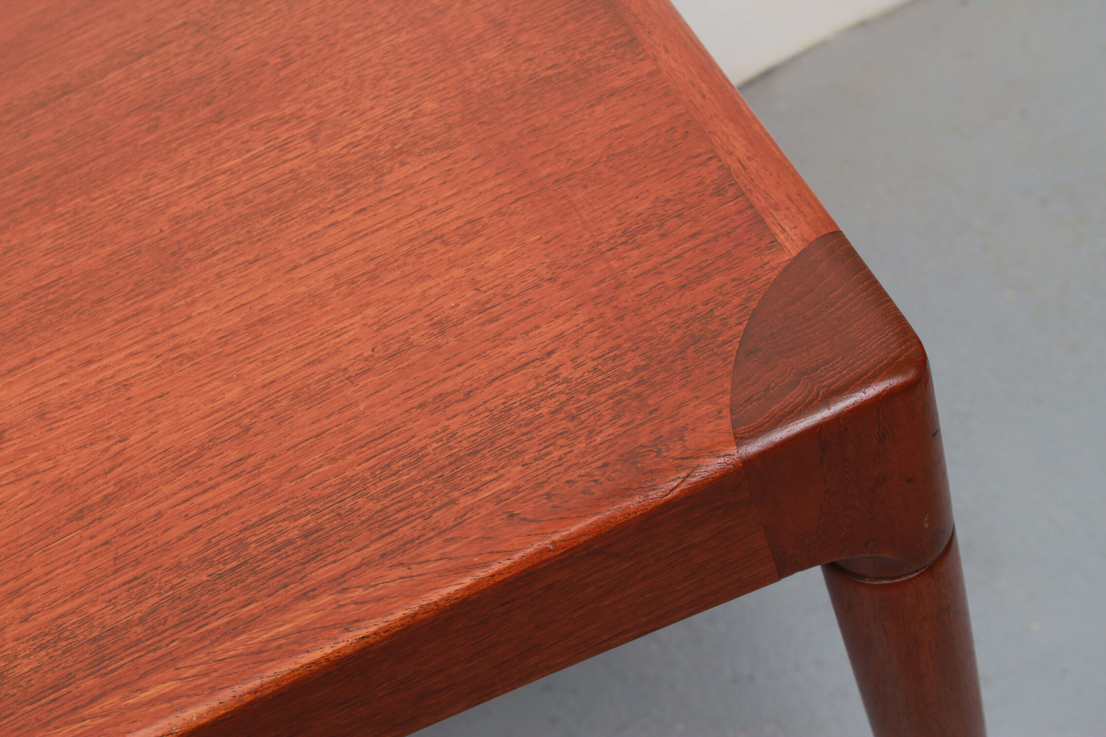 1960s classic coffeetable in teak
