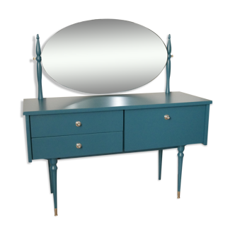 Vintage vanity, 60-70 years