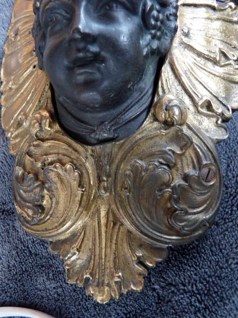 Applique buste cherubin arabesque en bronze doré xix siècle