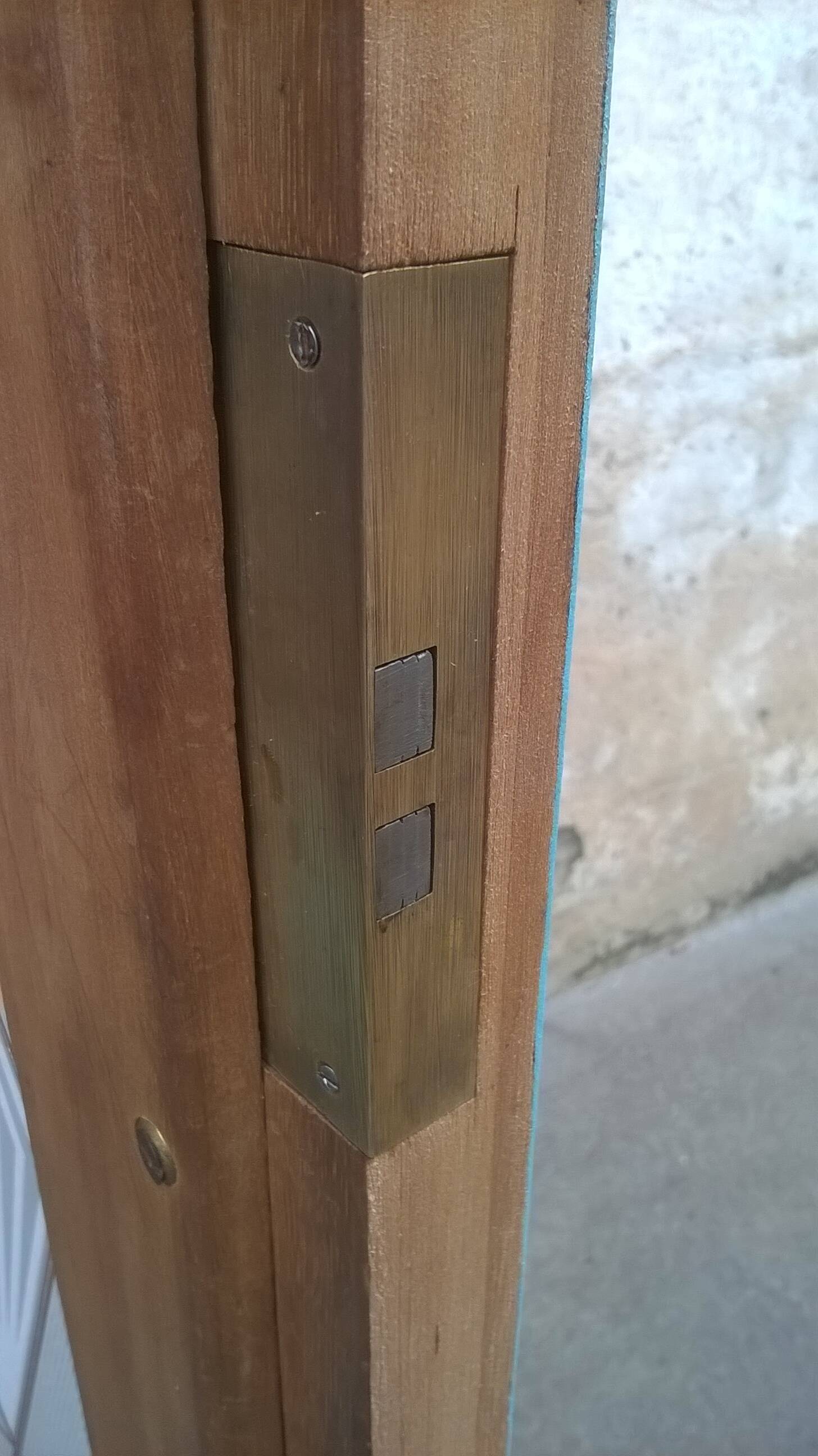 Parisian hotel wardrobe from the 1930s