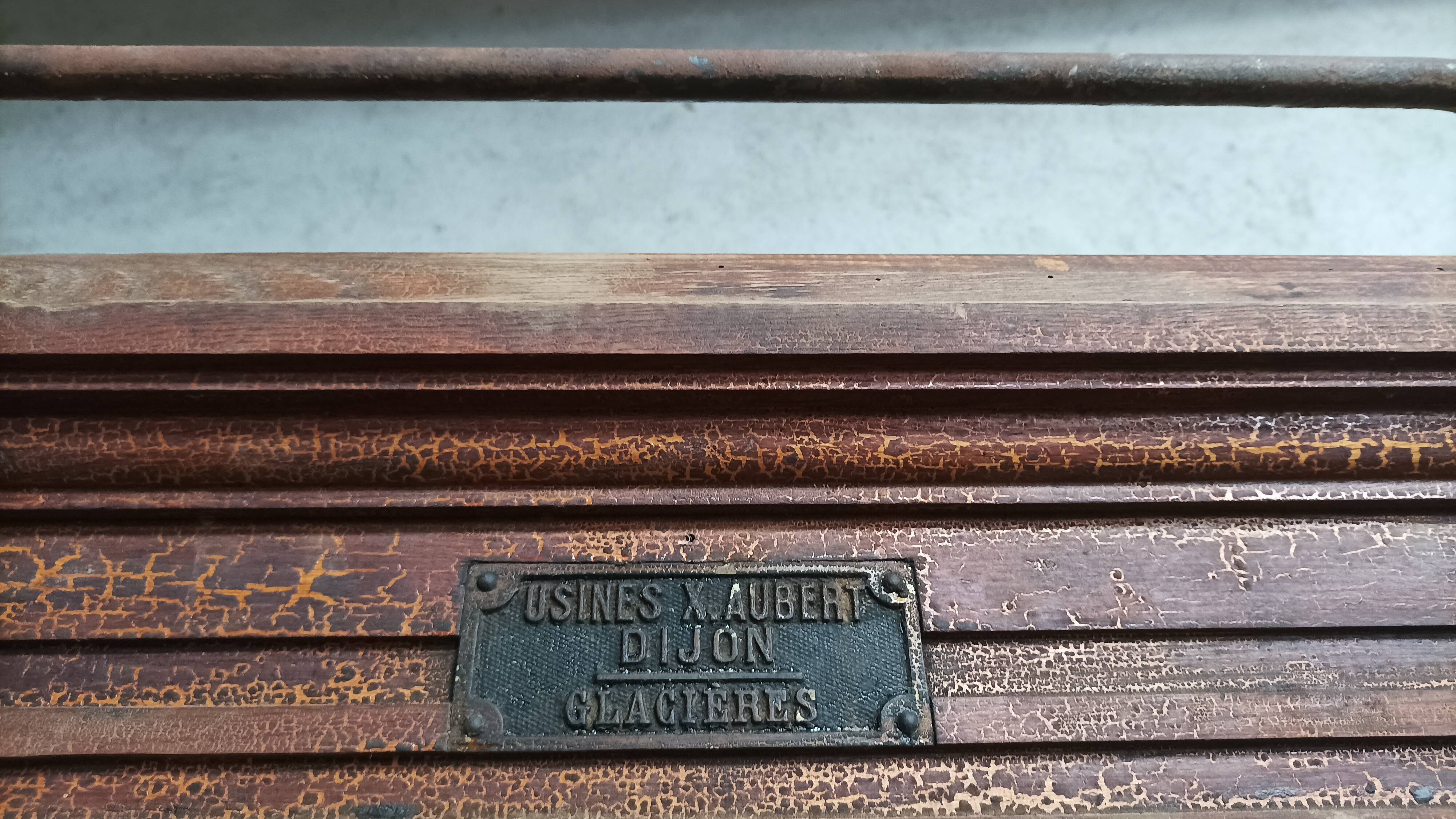 Xavier Aubert Dijon butcher's cooler in solid oak, professional furniture