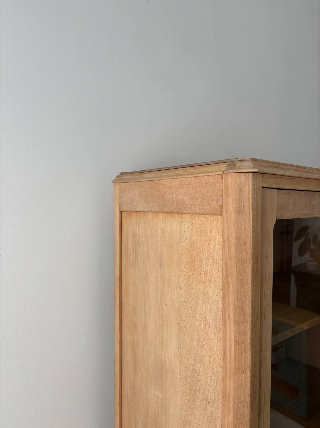 Renovated Parisian art deco solid wood display case