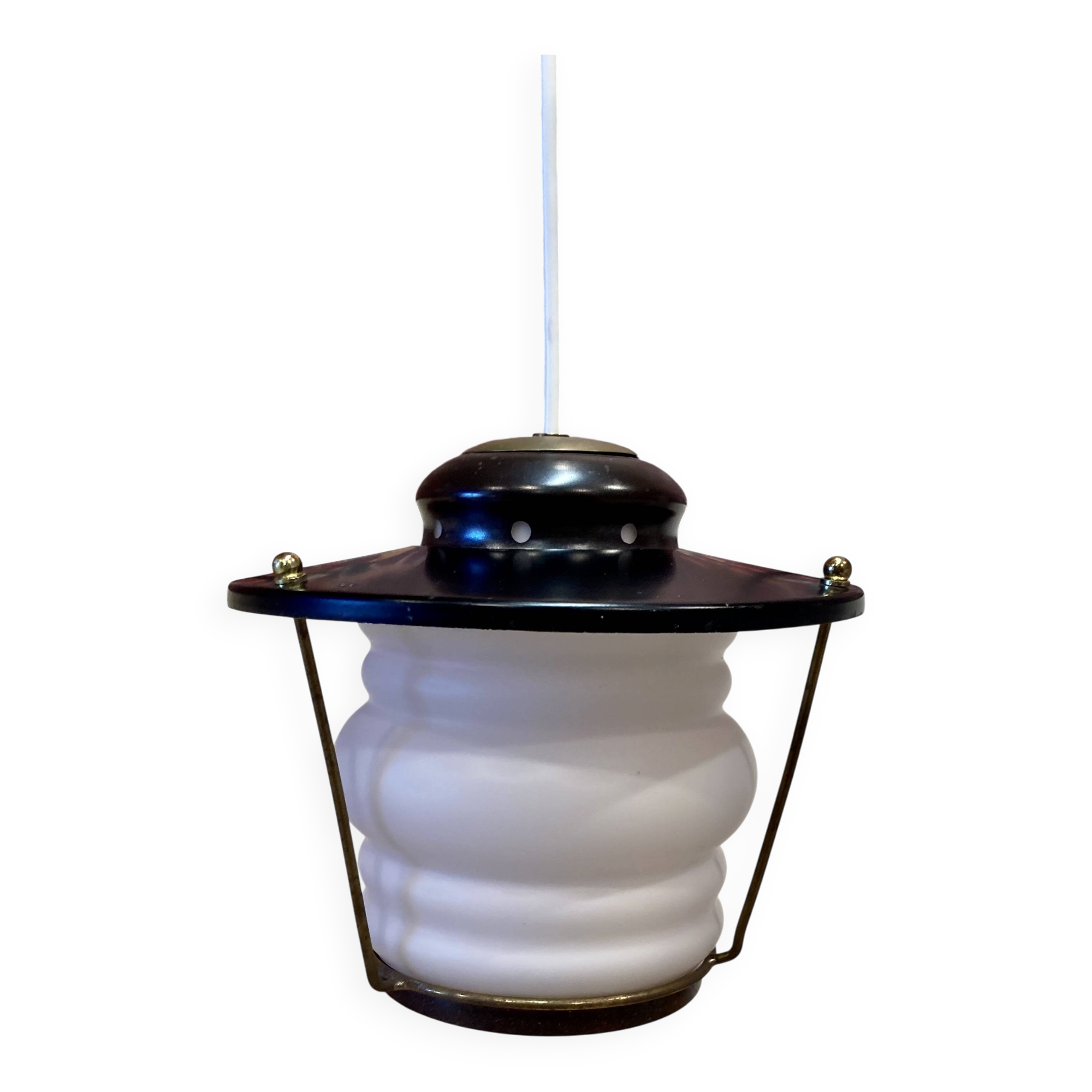 Suspension scandinave en opaline 1950