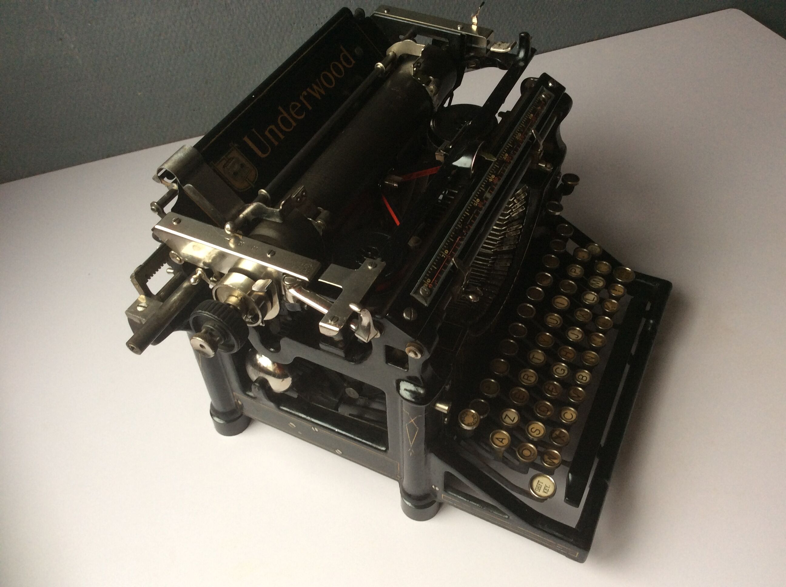 Old Underwood typewrite,r 1918