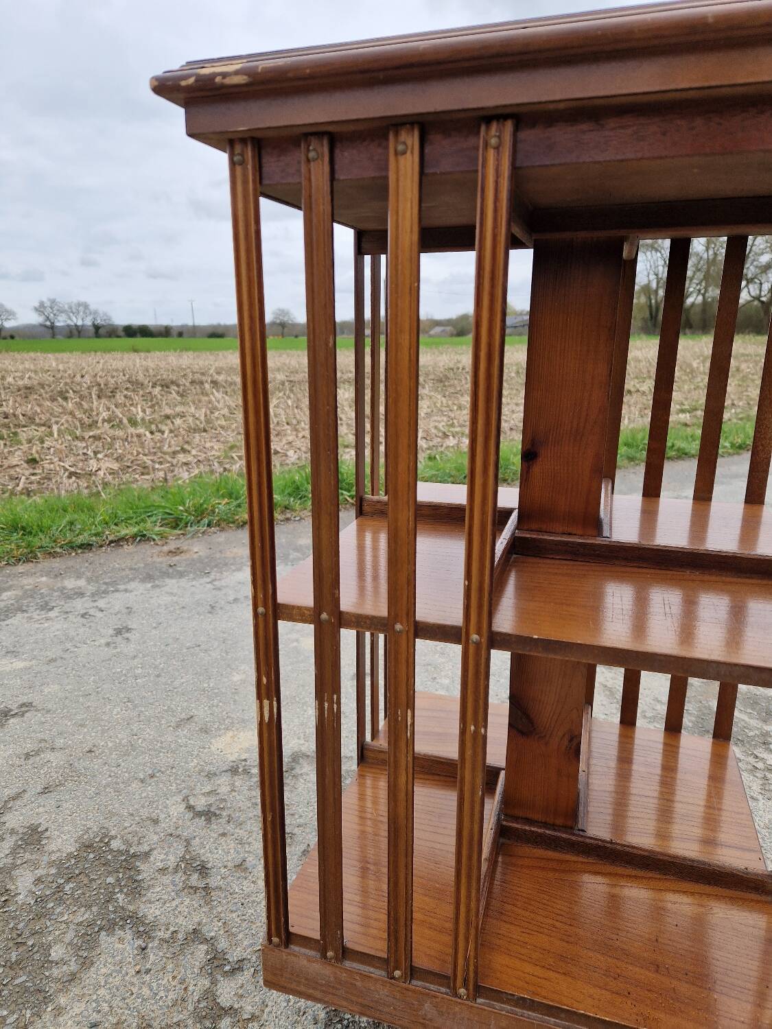 Old revolving library