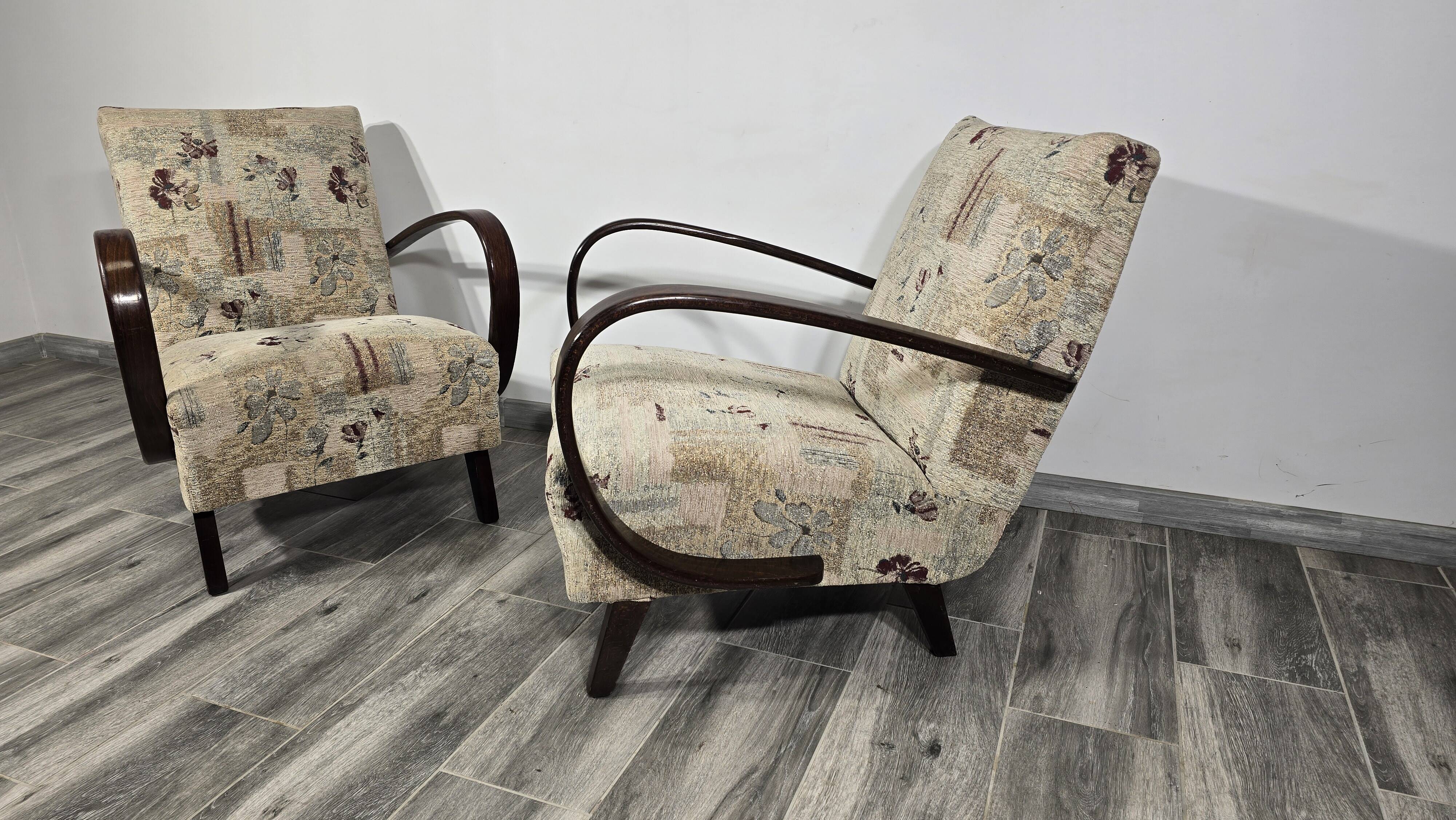 Vintage Armchairs from Jindrich Halabala, 1940s, Set of 2