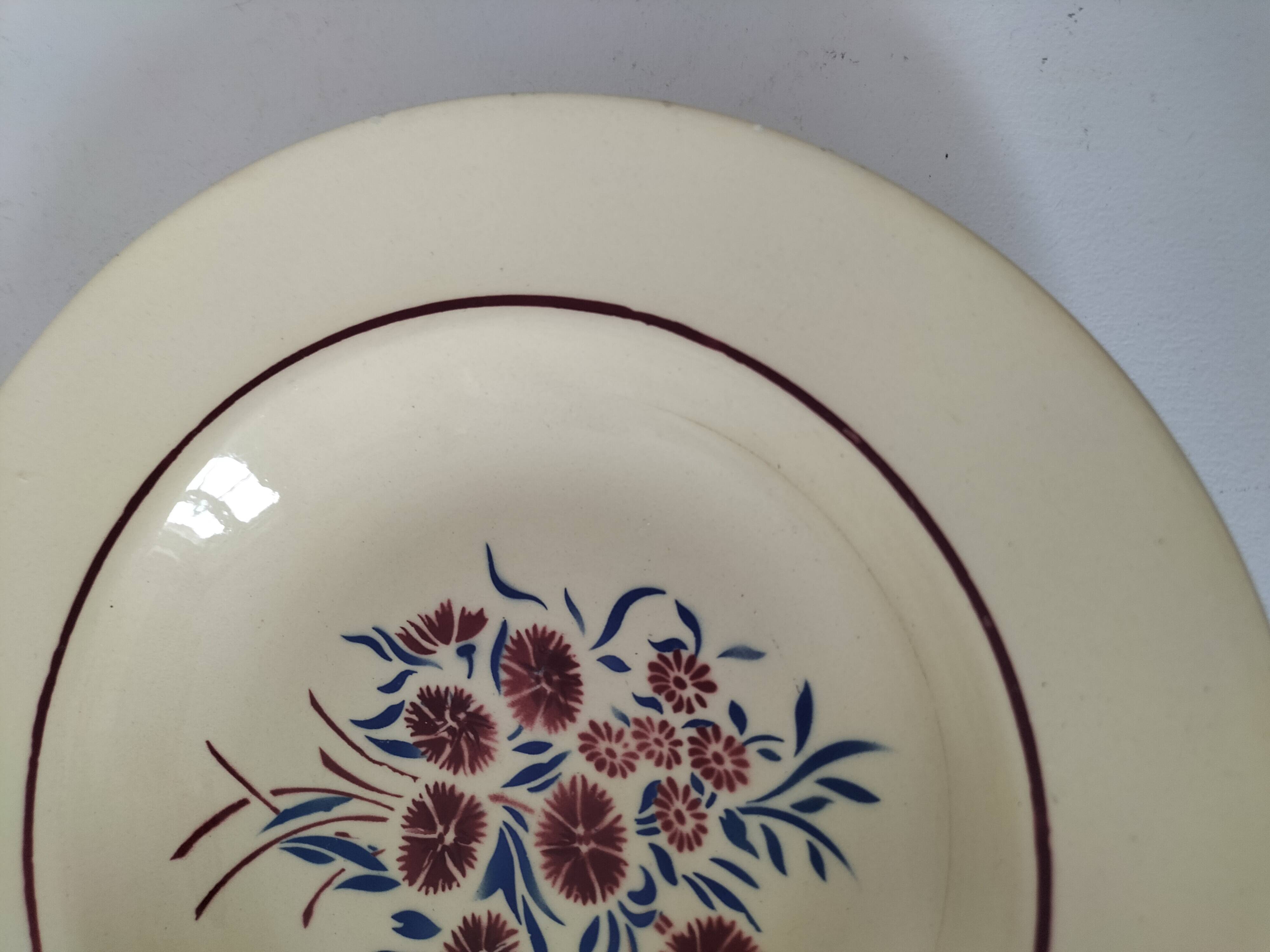 Badonviller plate, Francine model