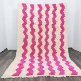 Beige Berber rug with geometric patterns 250cm x 150cm