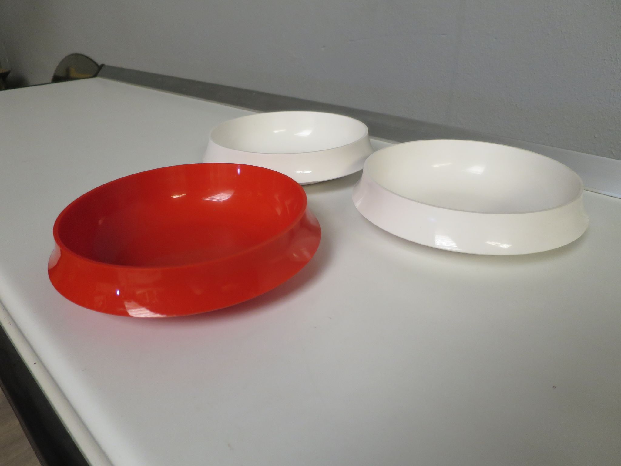 Set de 3 assiettes Guzzini Italie années 70