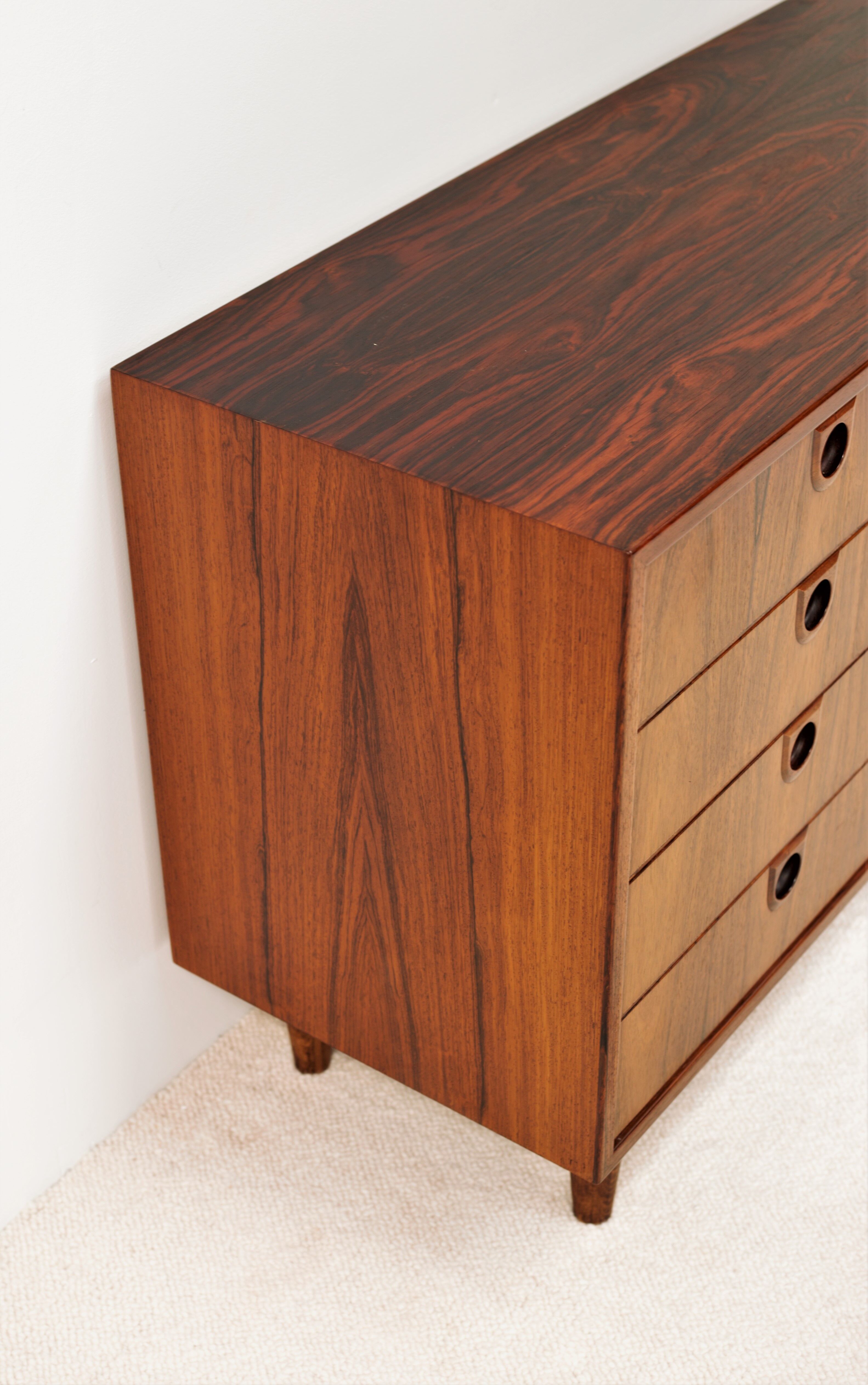 Commode en palissandre