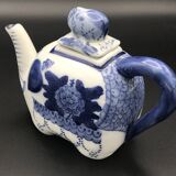 "Elephant" teapot