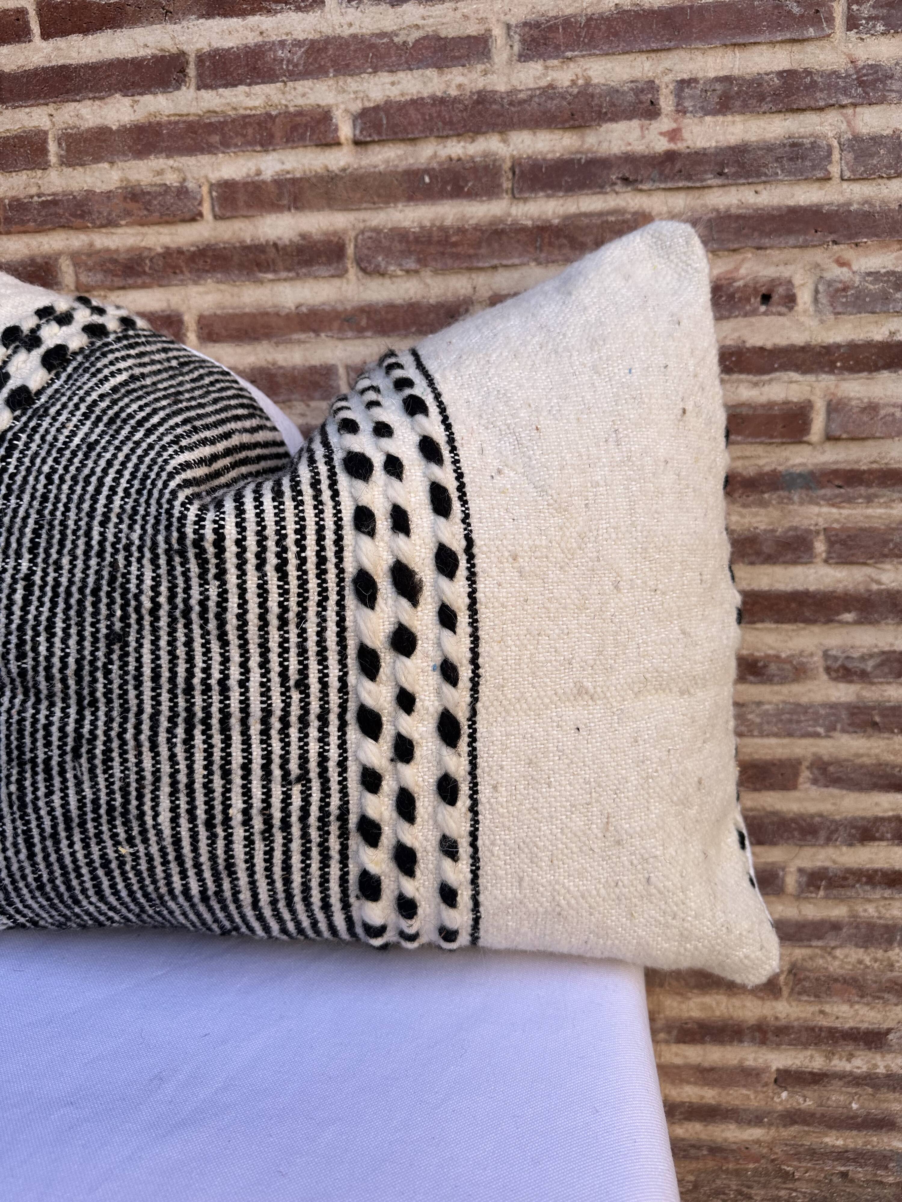Zanfi rectangular Berber cushion cover - Handmade - 100% wool
