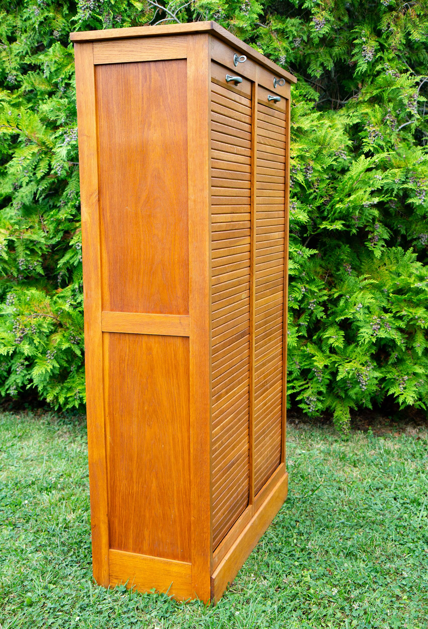 Double curtain file cabinet, 1950s, light oak