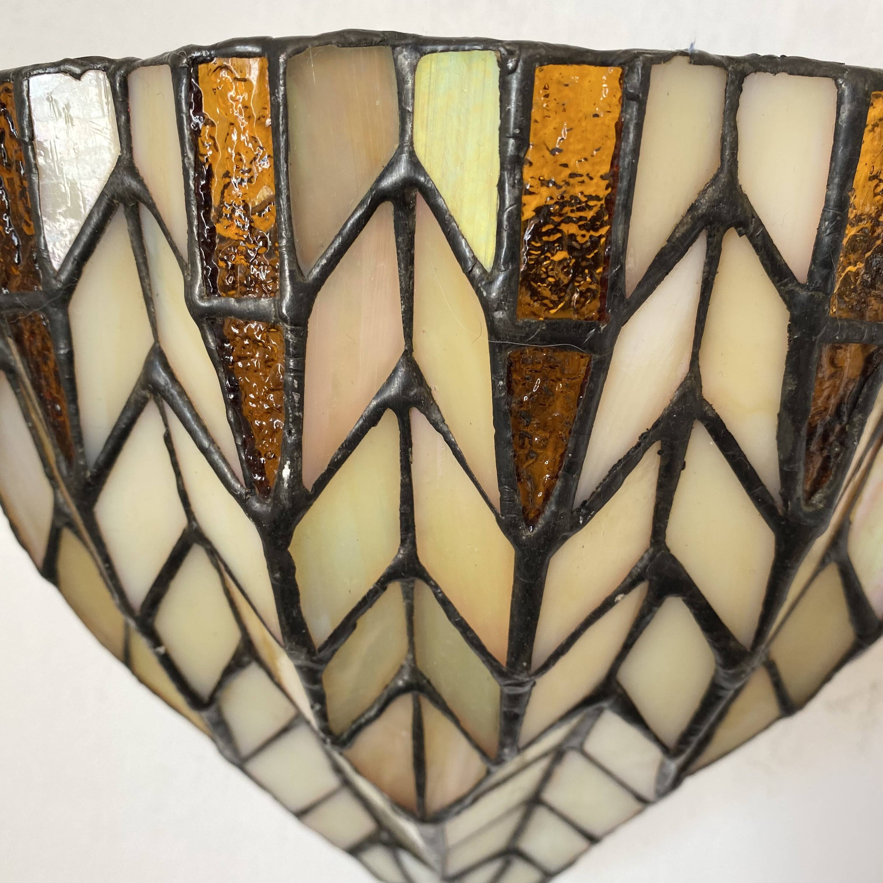 Tiffany style stained glass wall light