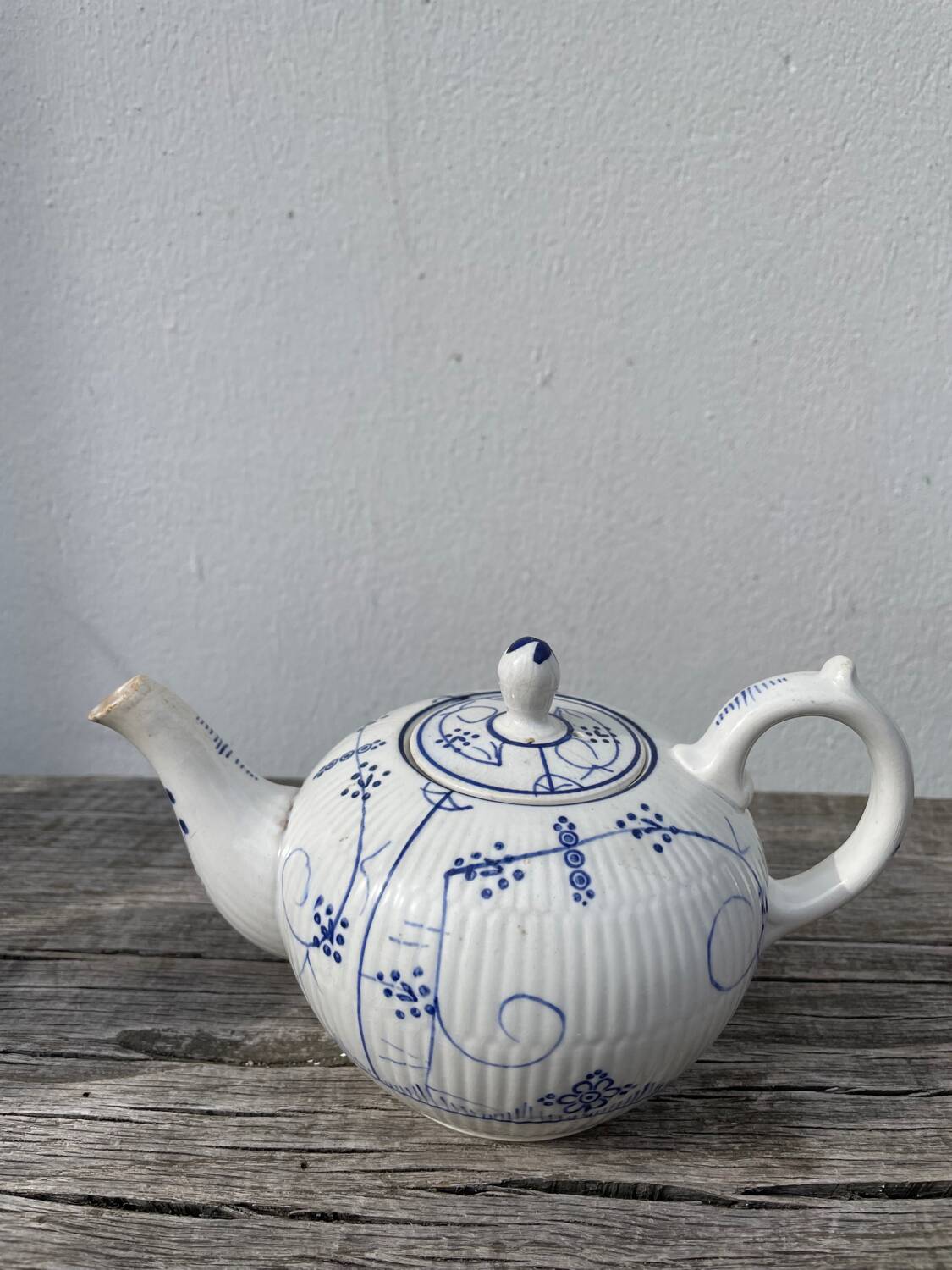 Antique Digoin Sarreguemines blue and white tea set