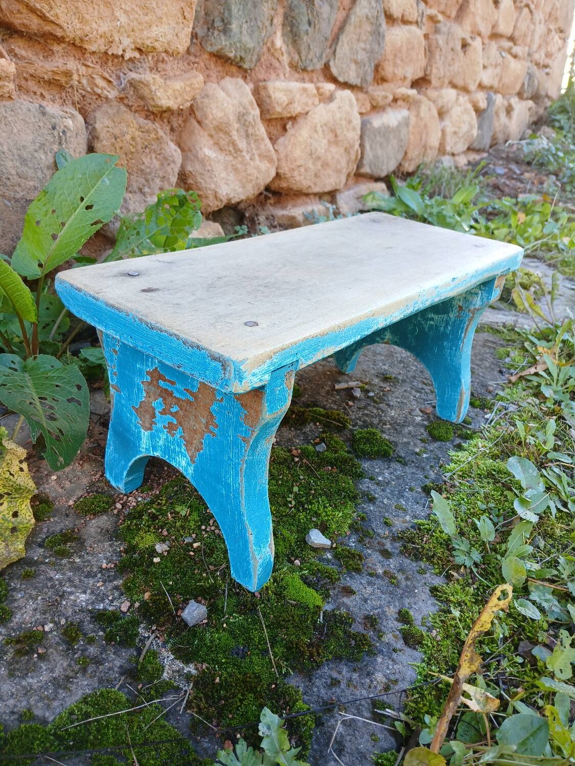 Old wooden stool / step stool