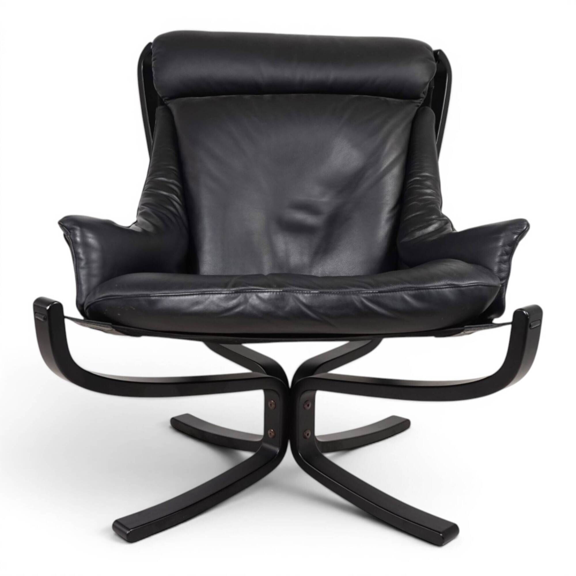 Poltrona Frau Viking Leather Lounge Chair by Sigurd Resell, 1970