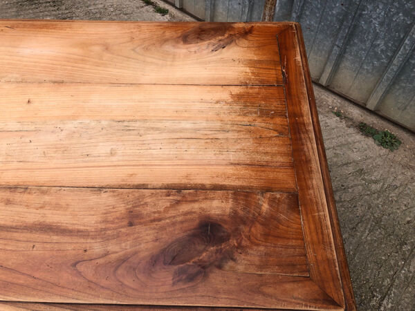 Table de ferme ancienne d’époque reconstruction en cerisier massif