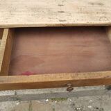 Farm table
