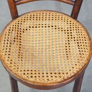 Charming, very elegant vintage Thonet design dining room/bistro chair