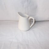 Milk pot