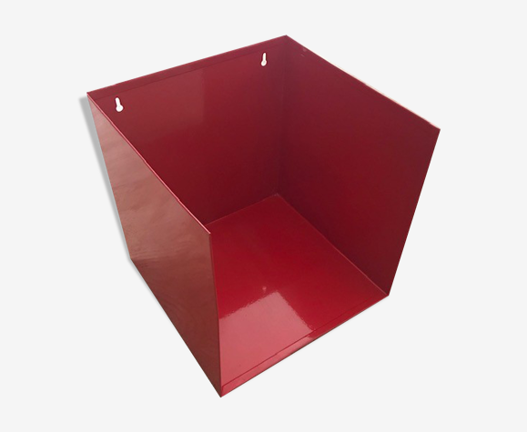 Etagère murale cube métal rouge