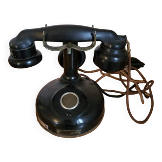 Ancien téléphone à colonne des années 30 Thomson Houston